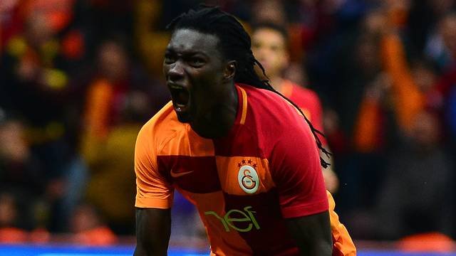 'Galatasaray'da Bafetimbi Gomis sevinci! Bakın ne yapmış