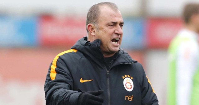 'Galatasaray'da Fatih Terim sol bekten sonra yeni bir transfer daha istedi