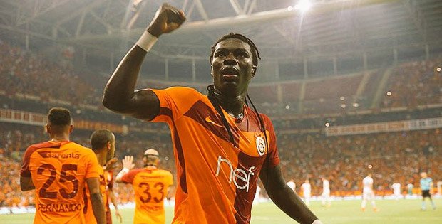 Galatasaray'da Gomis şoku! 