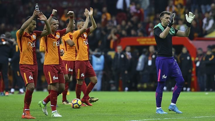 'Galatasaray'ın soyunma odasında neler yaşandı? 