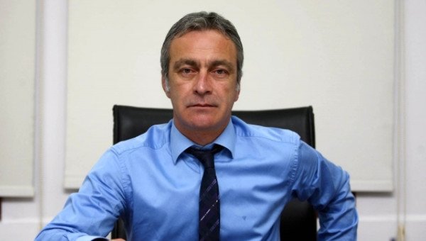 ÖNDER ÖZEN: