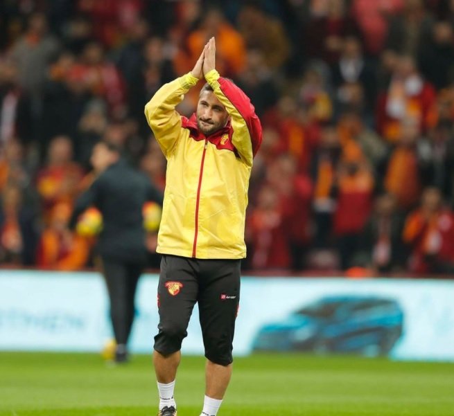SABRİ TRİBÜNLERE ÇAĞRILDI