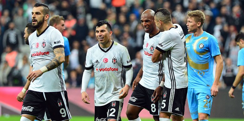 ŞAMPİYONLUK YOLUNDA...