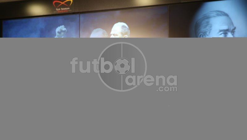 'Fatih Terim'in imza töreni