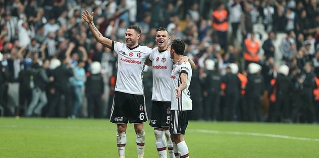 Tosun Paşa fırçayla uyandı