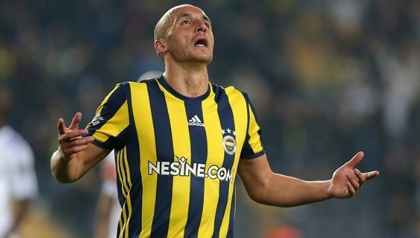 Trabzonspor’a transfer olma konusunda isteksiz olan Aatif Chahechouhe tepki topladı.