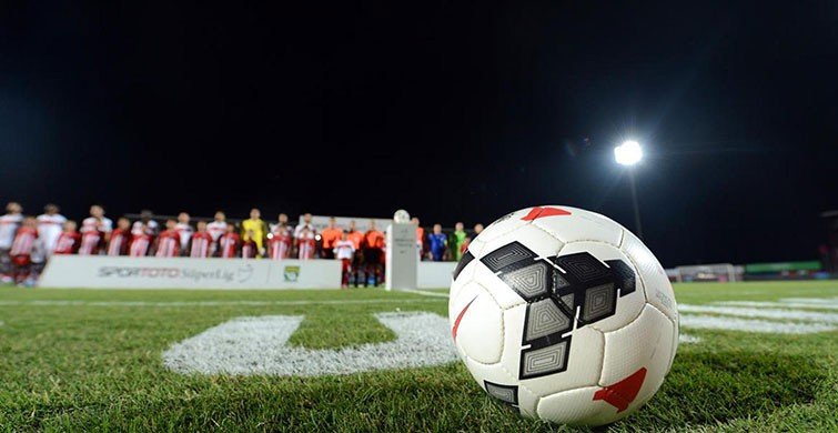 'Türk futbolunun köklü kulübü kapatılacağını açıkladı