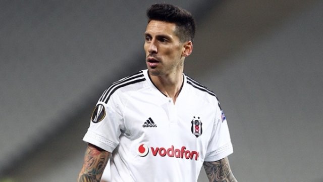 Jose Sosa - Beşiktaş