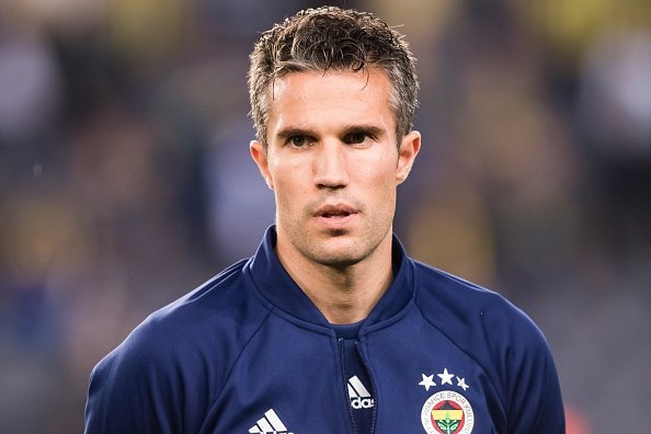 Van Persie'de son dakika! Yönetimden flaş hamle