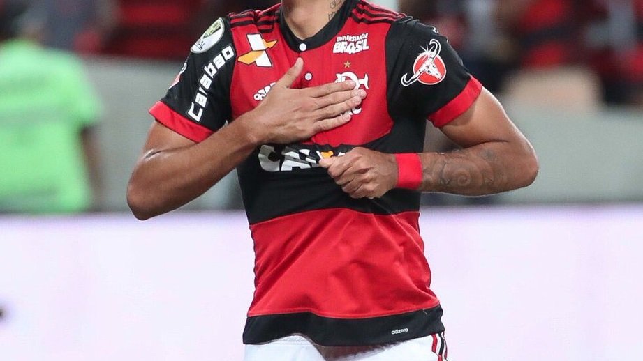 'Ve Beşiktaş kolları sıvadı! Talisca olmazsa yerine gelecek isim