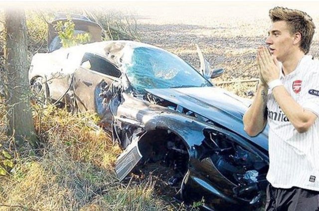 'Yıldız futbolcuların hurdaya dönen araçları