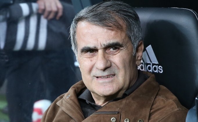  Ayakkabılarını bile biz verdik!