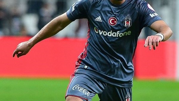 ' Kayserispor, Beşiktaşlı futbolcunun transferi için düğmeye bastı