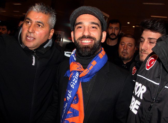 Arda Turan'a büyük şok! Barcelona'lı futbolcular...