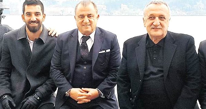 Arda Turan'dan Fatih Terim için Mehmet Ağar'a o sözler! 