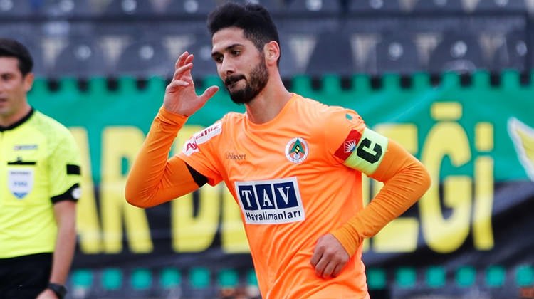 Aytemiz Alanyaspor’da Emre Akbaba kimdir?