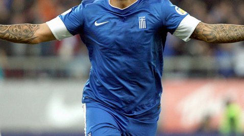 Beşiktaş'a yıldız oyuncudan haber geldi! 