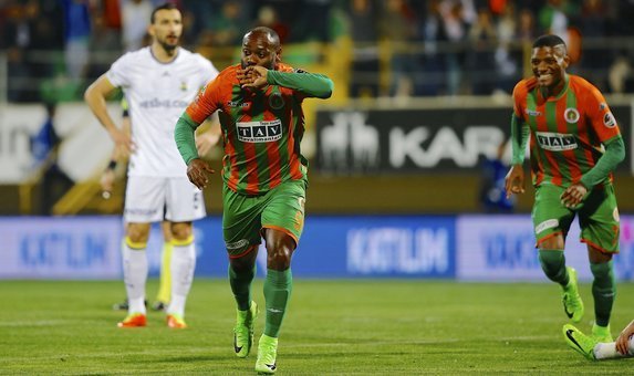 Beşiktaşlı taraftarlara Vagner Love çağrısı! 