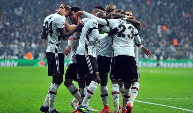 'Beşiktaş'ta 2 futbolcu için 25 milyon Euro'luk çılgın teklif