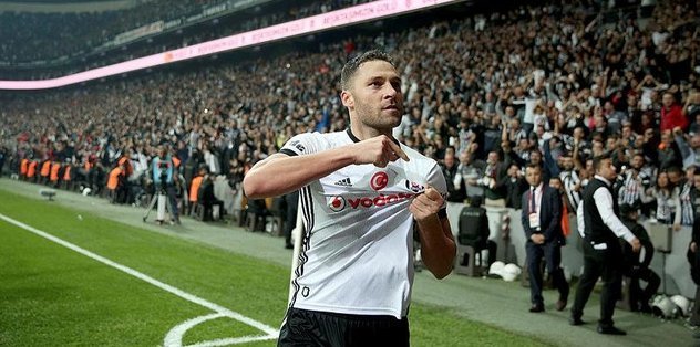 Beşiktaş’ta gözler transferde