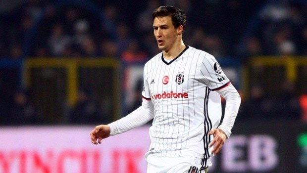 'Beşiktaş'ta Mitrovic'e beklenmedik sürpriz talip