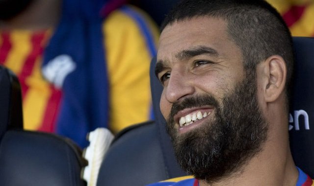 Canlı yayında Aziz Yıldırım için Arda Turan iddiası