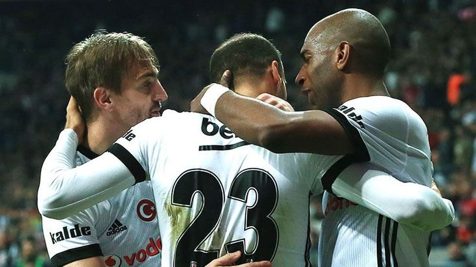 Cenk Tosun'dan sonra o da gidiyor! 14 milyon Euro...