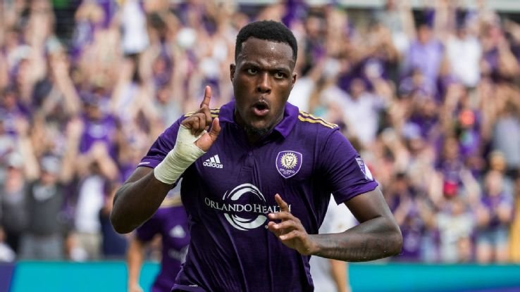 'Cyle Larin'den BJK TV'ye iddialı açıklamalar! 