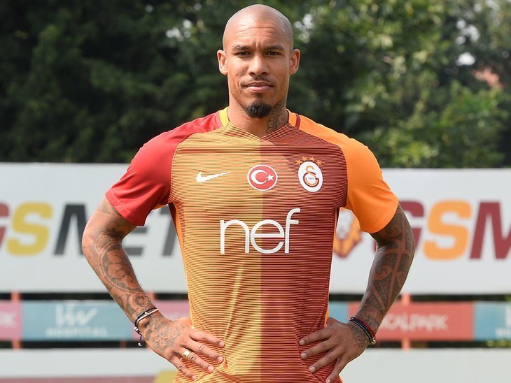 DE JONG: 