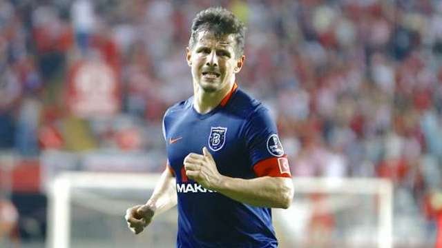 'Emre Belözoğlu'ndan Aziz Yıldırım'a ağır sözler! 