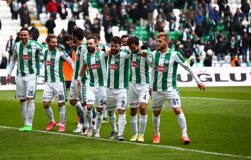 'Eto'o'yu alan Konyaspor durmuyor! 2 transfer bombası daha