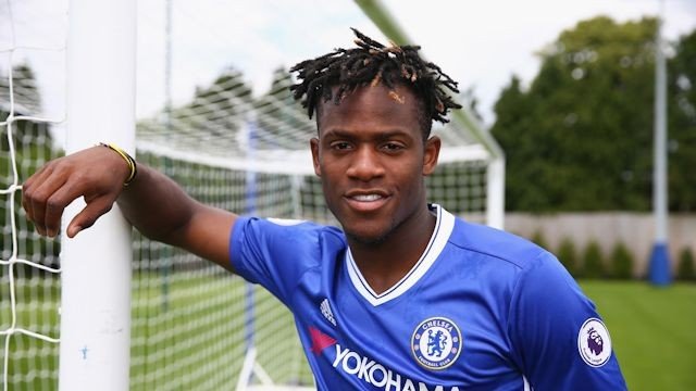 Michy Batshuayi kimdir? Michy Batshuayi’nin oynadığı takımlar
