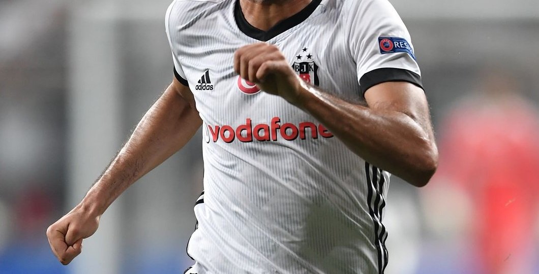 Flaş! Beşiktaş'a 7 milyon Euro'luk teklif! Çin'e gidiyor