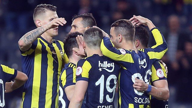 'Flaş! İtalya'dan Fenerbahçe'ye sürpriz sol kanat transferi