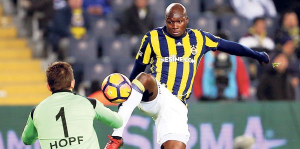 Flaş! Moussa Sow yeniden Türkiye'ye döndü