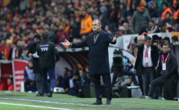 Galatasaray'da Fatih Terim'in canını sıkan 3 sorun