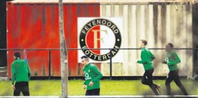 Hedefteki adam Persie!
