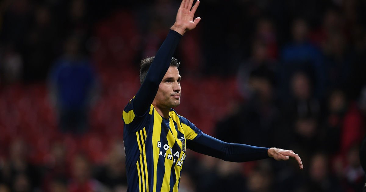 'Hollanda gazetelerinde Van Persie için flaş yorumlar