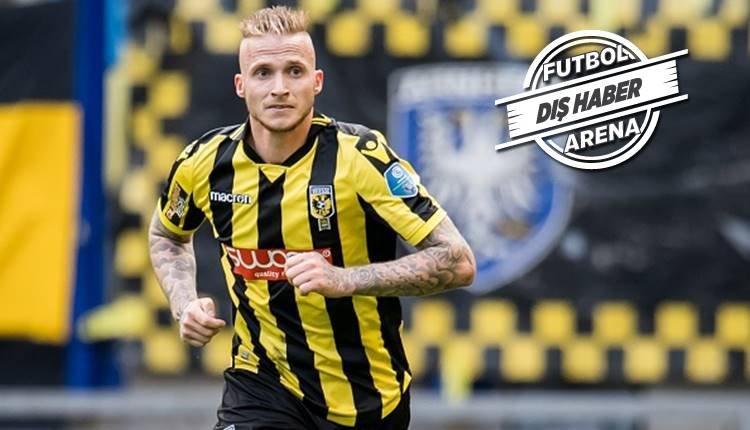 'Hollandalı sol bekin menajerinden Galatasaray'a transfer mesajı 