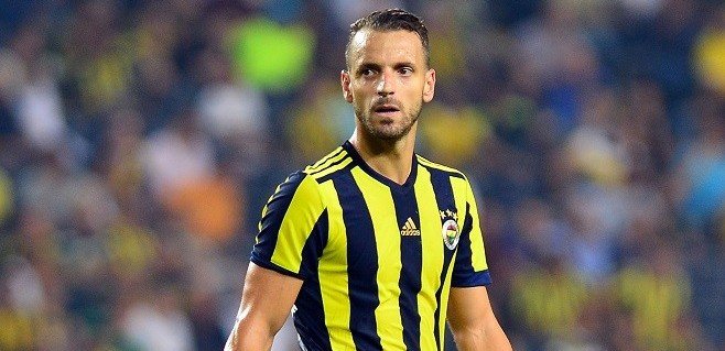 Roberto Soldado devreye girdi! 