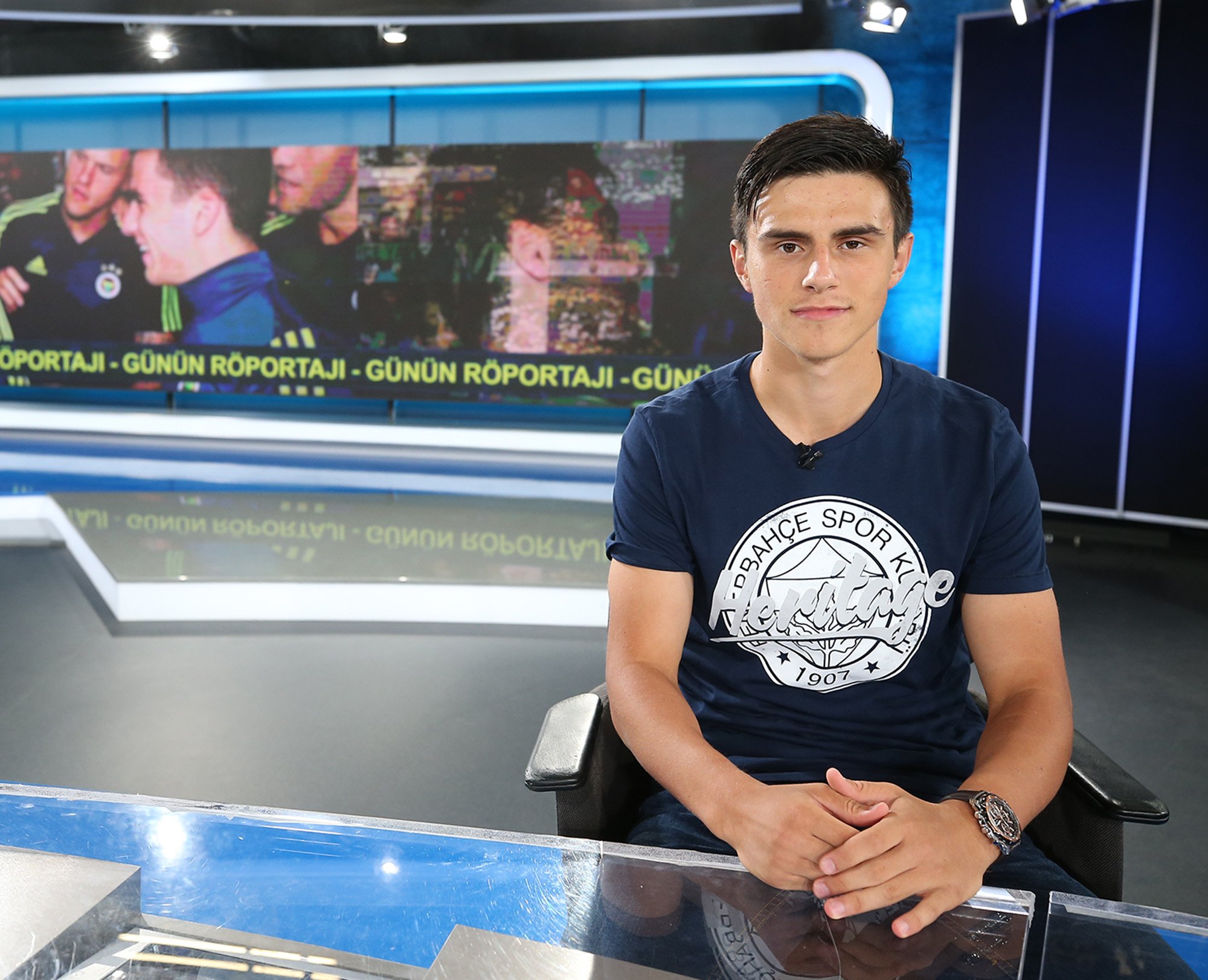 Türkiye’de bulunduğun dönemde (Fenerbahçe dışında) en çok dikkatini çeken performans kime aitti?