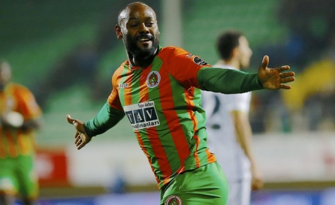 Vagner Love depremi! Ayrılık gerekçesi çok farklı