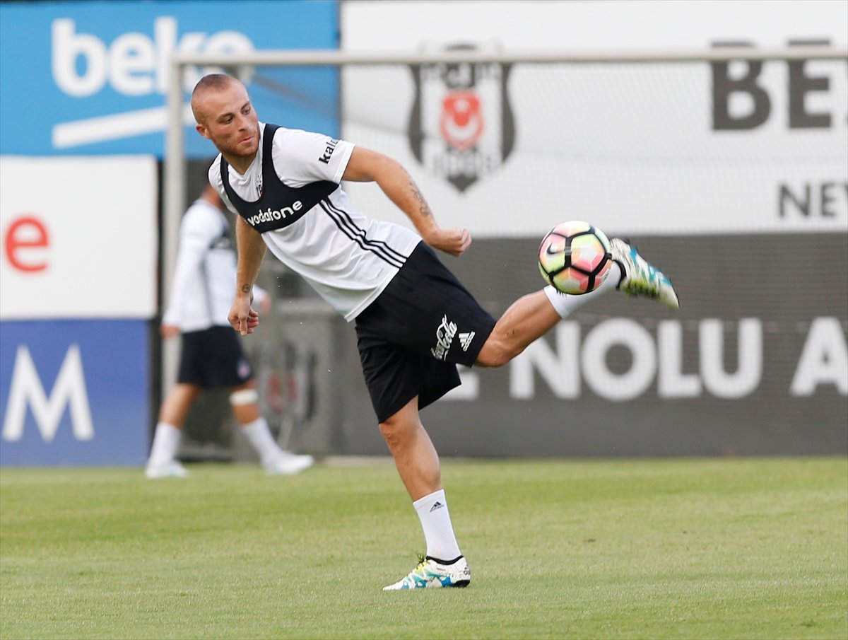 'Ve Gökhan Töre geri döndü