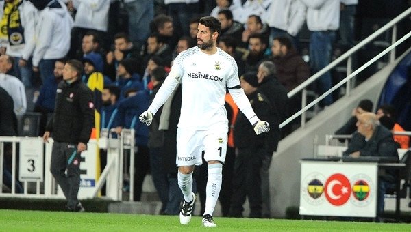 VOLKAN DEMİREL’DEN TARAFTARA MESAJ