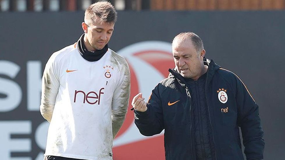 1. MUSLERA’YA UYARI: