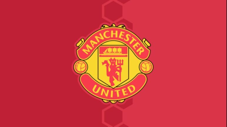 3) Manchester United 