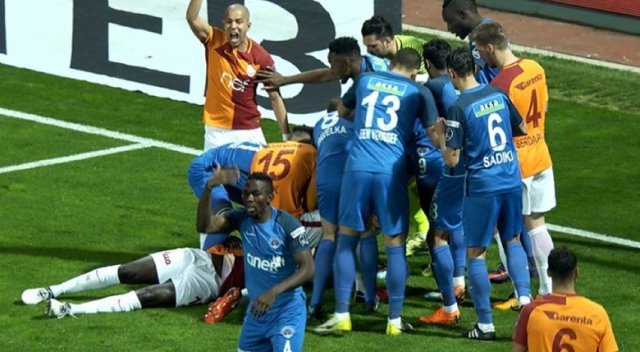 <h2>- Fatih Terim basın toplantısında, Baygınlıktan sonra daha güçlü dönüyormuş dedi. Böyle bir şey mümkün mü?</h2>