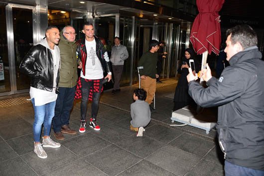 Pepe ve Quaresma yengelerle yemekte! Şaşırtan detay...