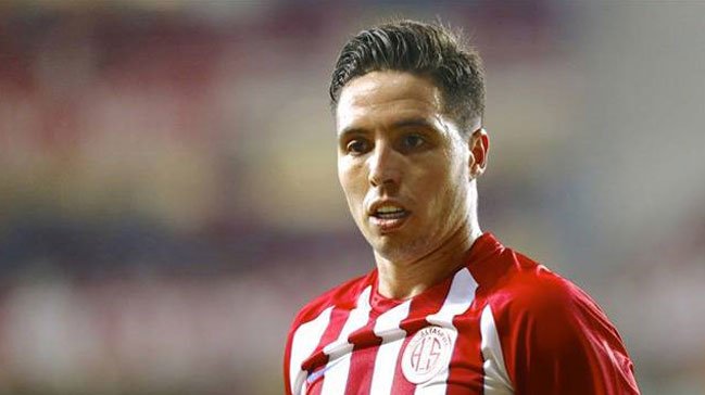 'Antalyaspor'dan ayrılan Samir Nasri'nin yeni takımı şaşırttı