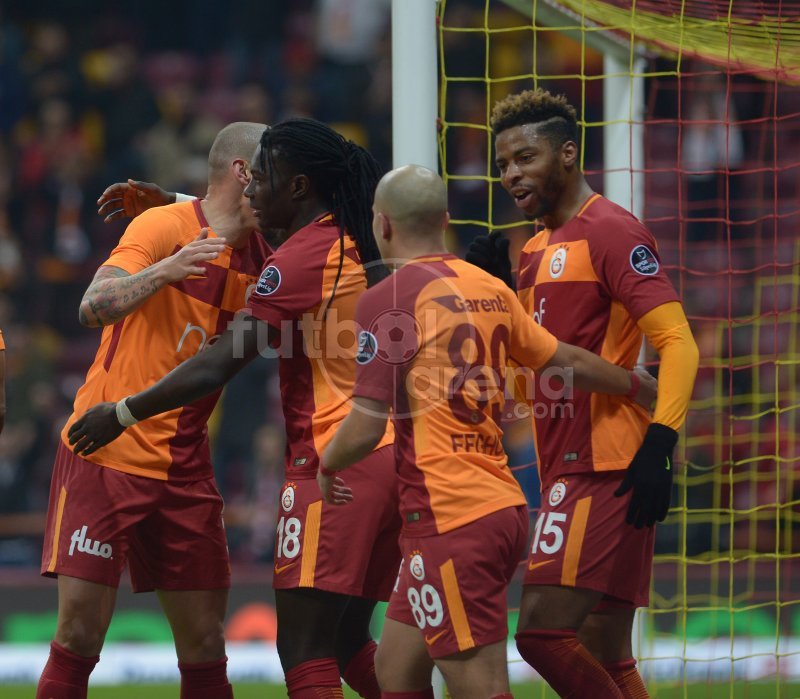 'Bafetimbi Gomis için ŞOK iddia! Geri mi dönüyor?